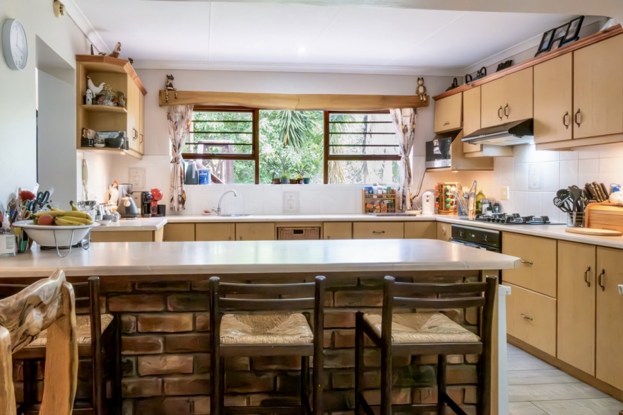 5 Bedroom Property for Sale in Fernridge Western Cape